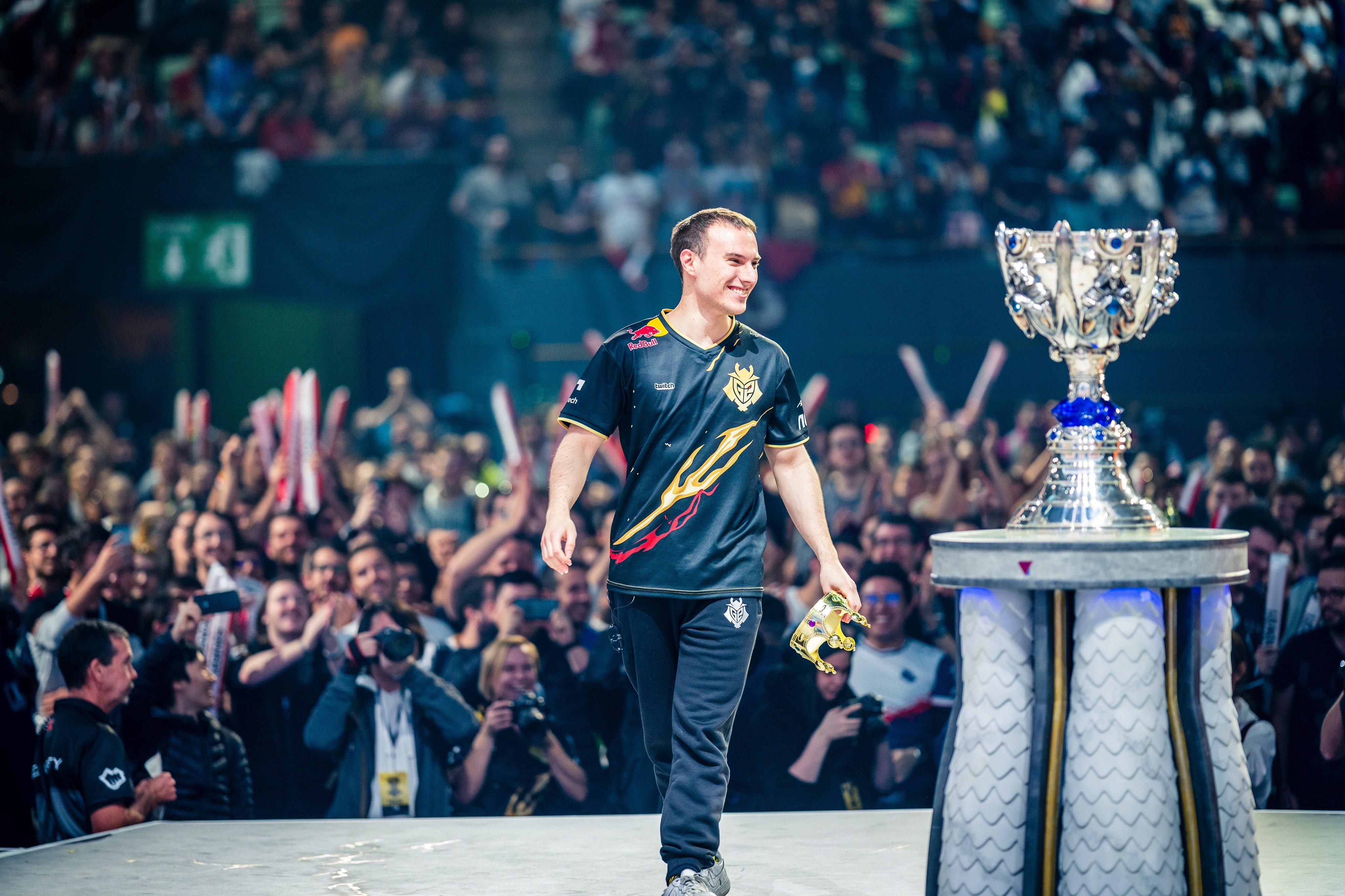 Worlds 2019. League of Legends World Championship Кубок. Чемпионат мира 2019 League of Legends. 2020 World Championship по League of Legends. Чемпионат мира по киберспорту 2019 League of Legends.