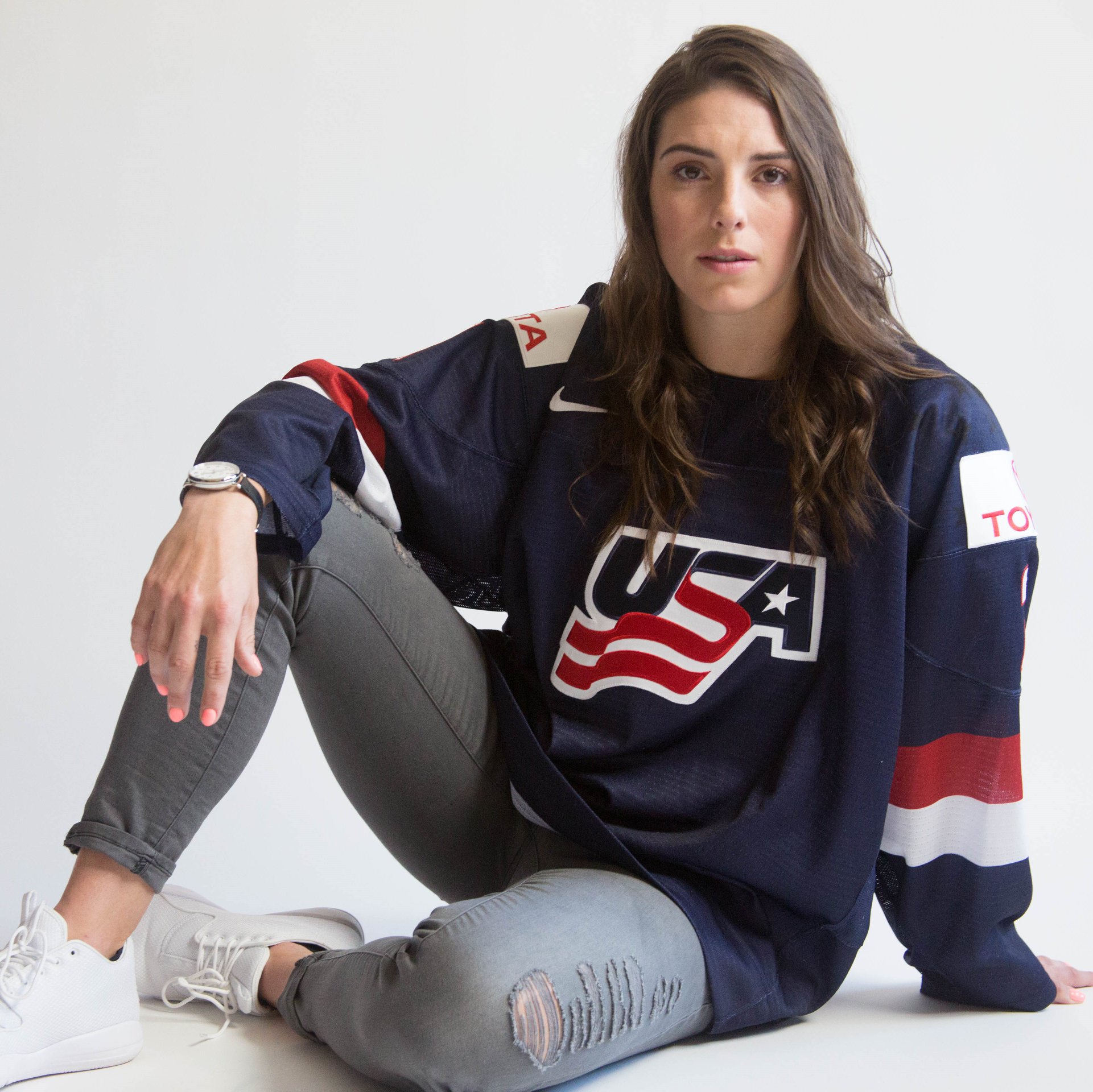 Sexy Hilary Knight Sexy Collection