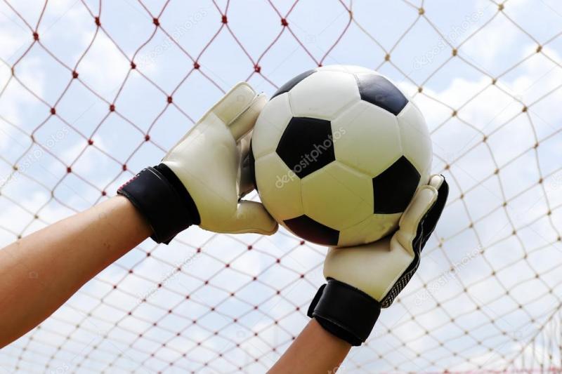 Adult Football Gloves For Improved Catching: 10 Simple Ways to Dominate the Gridiron