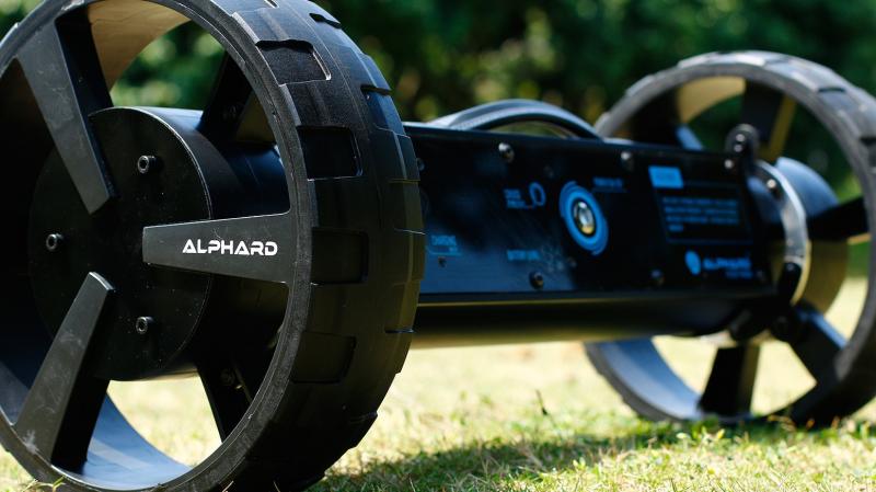 Are Booster Scooters The Future of Commuting. : The 15 Reasons Ewheels Club Booster V2 Is A Game Changer