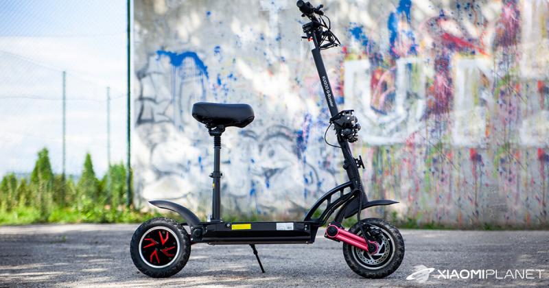 Are Booster Scooters The Future of Commuting. : The 15 Reasons Ewheels Club Booster V2 Is A Game Changer