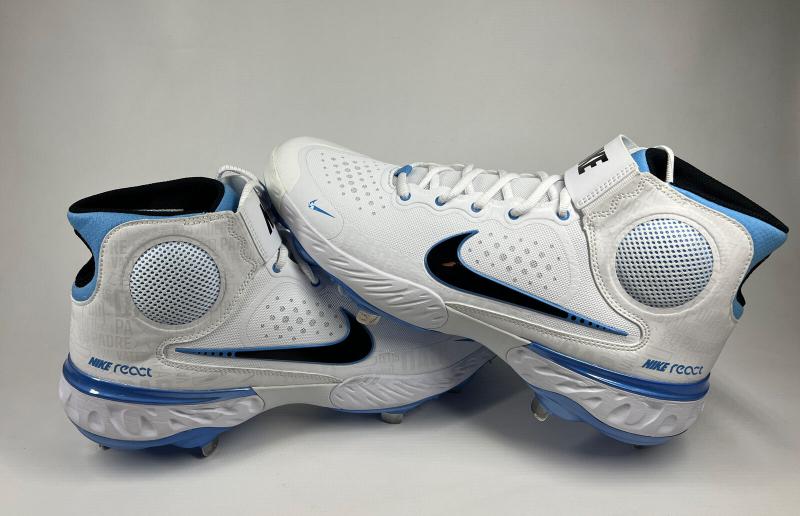 Are Huarache Molded Cleats The Best Baseball Cleats: Nike Alpha Huarache Elite Comparison