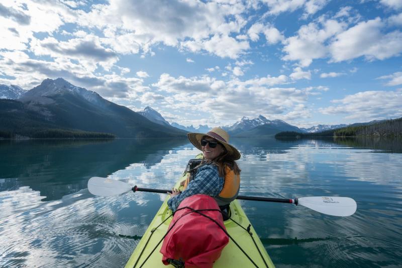 Are Kayaks Under 100 Lbs The Ultimate Beginner Kayaks. : Here