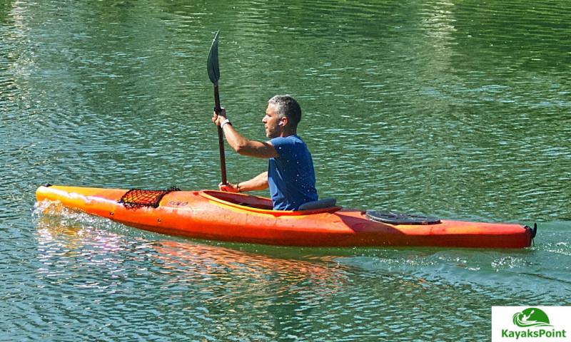 Are Kayaks Under 100 Lbs The Ultimate Beginner Kayaks. : Here