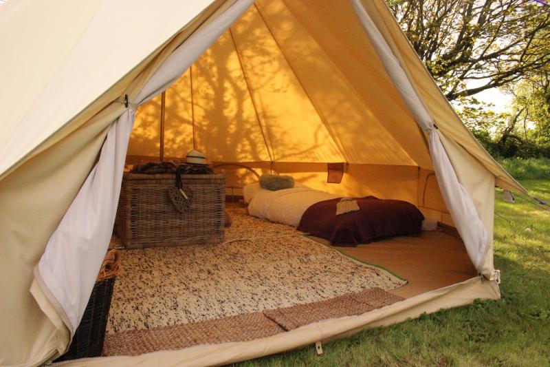 Are Kelty Screen Houses Worth the Hype This Summer: Why Tents With Mesh Walls Rule Camping