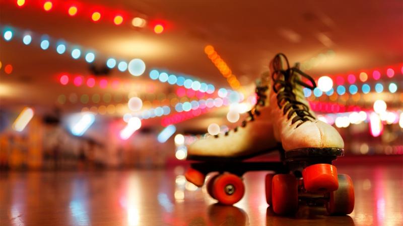 Are Light Up Roller Skates Worth Trying: Here Are 15 Ways For Women And Men To Shine On The Rink With LED Wheels
