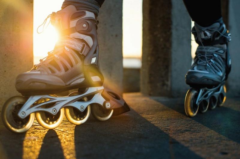 Are Light Up Roller Skates Worth Trying: Here Are 15 Ways For Women And Men To Shine On The Rink With LED Wheels