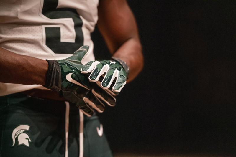Are Money Football Gloves Worth The Cost: Learn How These Gloves Give Players A Winning Edge