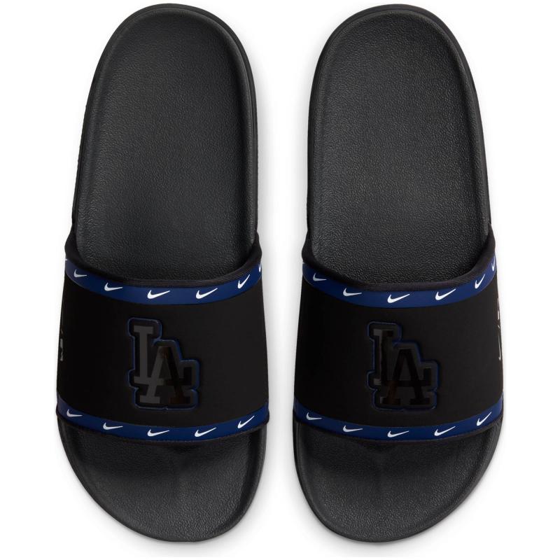 Are Nike Offcourt Slides the Most Stylish Men