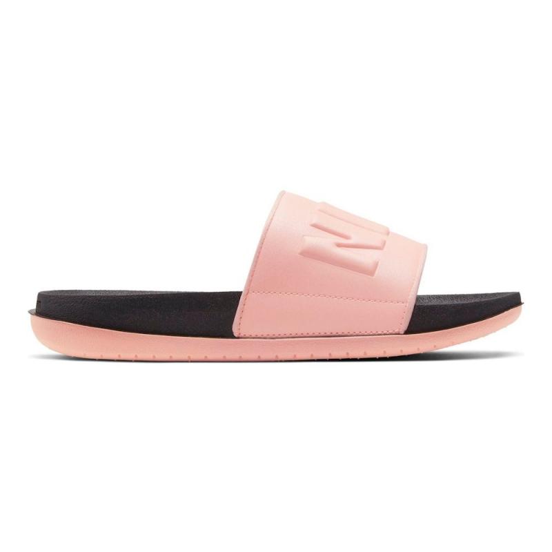 Are Nike Offcourt Slides the Most Stylish Men