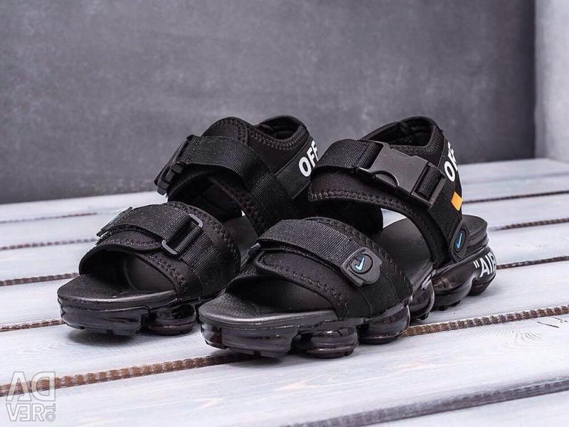Are Nike Offcourt Slides the Most Stylish Men