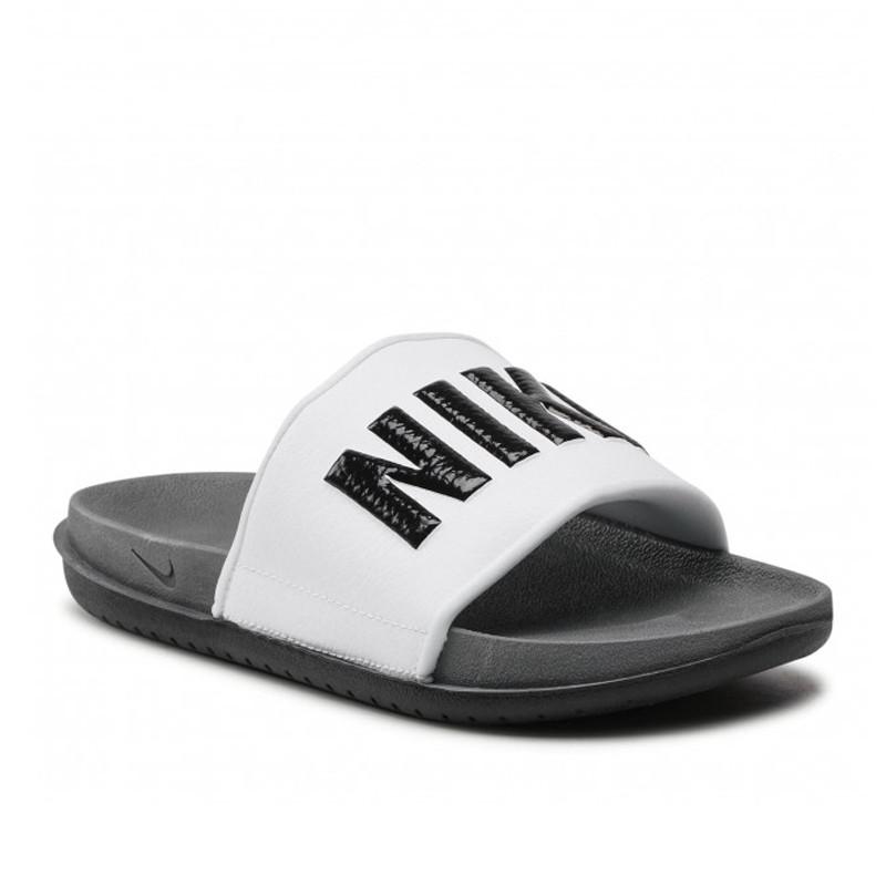 Are Nike Offcourt Slides the Most Stylish Men