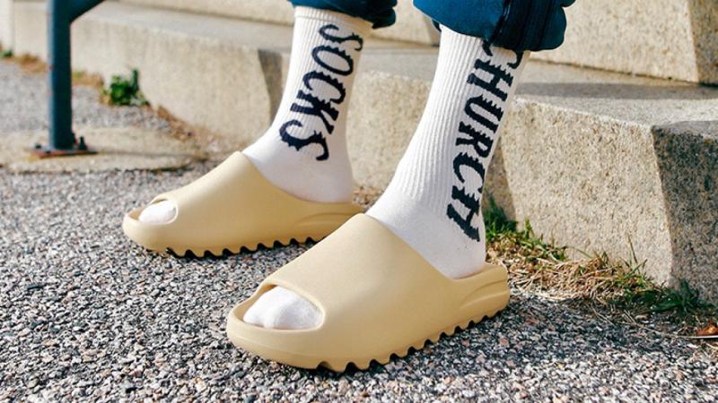 Are Nike Offcourt Slides the Most Stylish Men