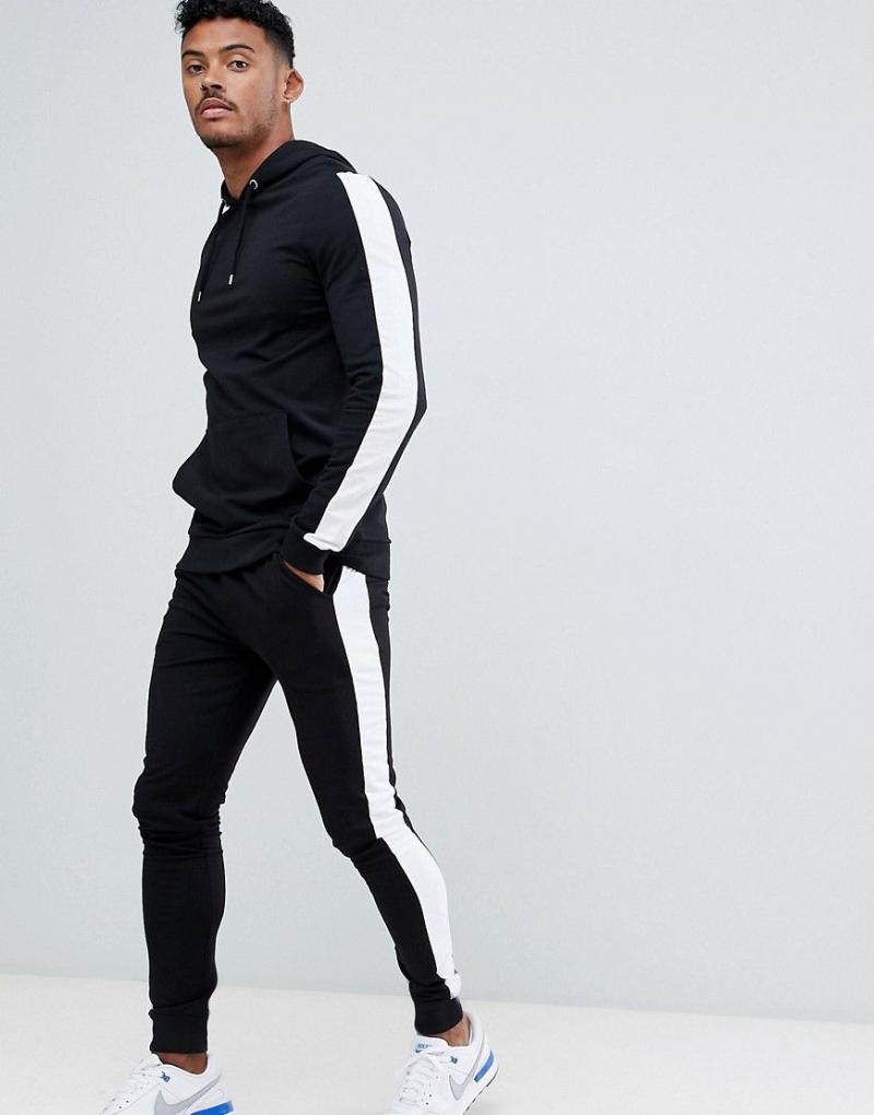 Are Nike