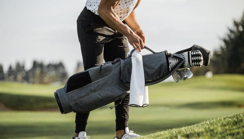 Are One Strap Golf Bags Better Than Traditional. Captivating Reasons to Make the Switch