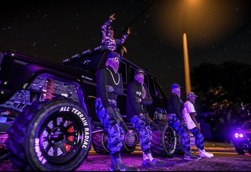 Are Purple Snow Pants the Coolest Gear: Need to Know Facts About the Purple Snow Gear Trend 2023