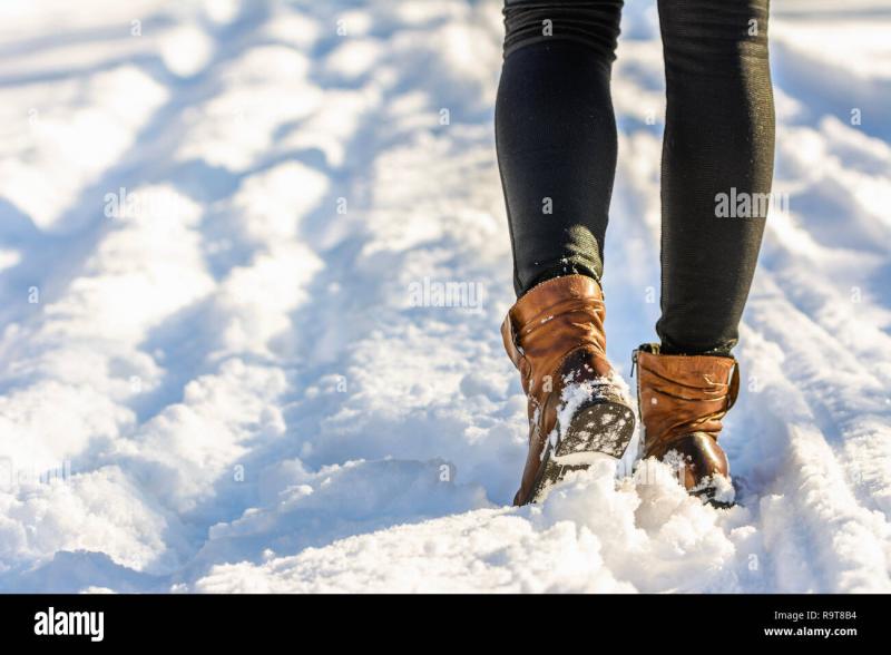 Are Snow Leggings A Wise Choice This Winter. Here