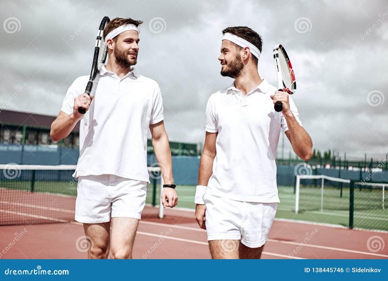 Are Tennis Outfits the Secret to Looking Sharp This Summer: How Tennis Apparel Can Boost Your Style
