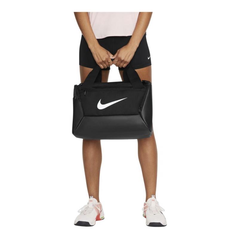 Are These 15 Clever Nike Gym Bag Features a Game Changer: How Nike Bags Can Revolutionize Your Workouts