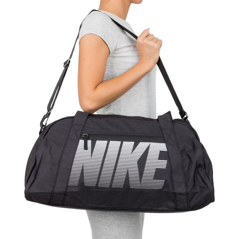 Are These 15 Clever Nike Gym Bag Features a Game Changer: How Nike Bags Can Revolutionize Your Workouts
