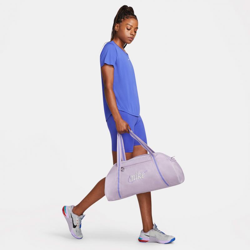 Are These 15 Clever Nike Gym Bag Features a Game Changer: How Nike Bags Can Revolutionize Your Workouts
