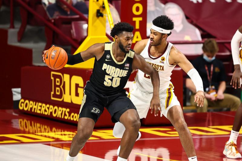 Are These the Best Basketball Shorts for Comfort and Protection in 2023: Discover the Top-Rated McDavid Basketball Shorts Loved by Players