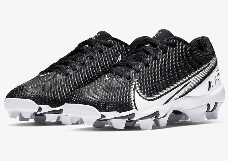Are These the Best Football Cleats in 2023: Why Nike