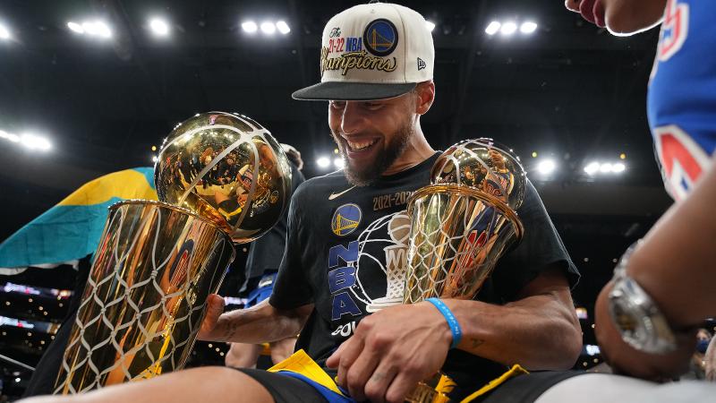 Are These the Best Golden State Signs and Banners Ever: 10 Must-See Warrior Fan Creations