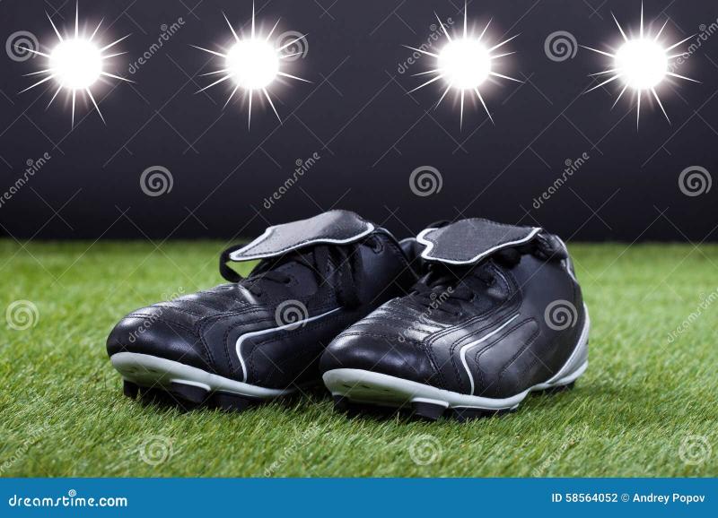 Are These The Best Metal Cleats For Softball in 2023. : Discover The Top-Rated Softball Cleats Now