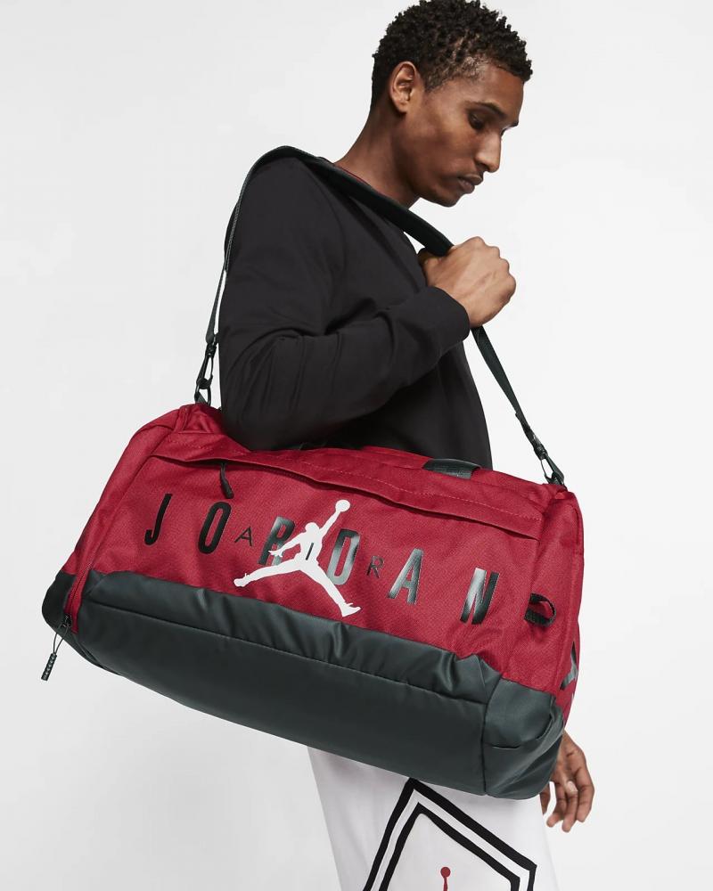 Are These the Best Nike Duffel Bags to Take to the Gym. The 15-Point Buyer