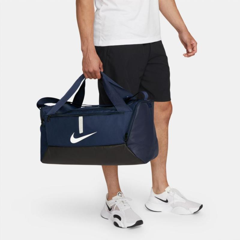 Are These the Best Nike Duffel Bags to Take to the Gym. The 15-Point Buyer
