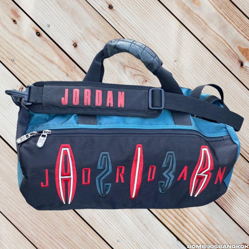 Are These the Best Nike Duffel Bags to Take to the Gym. The 15-Point Buyer