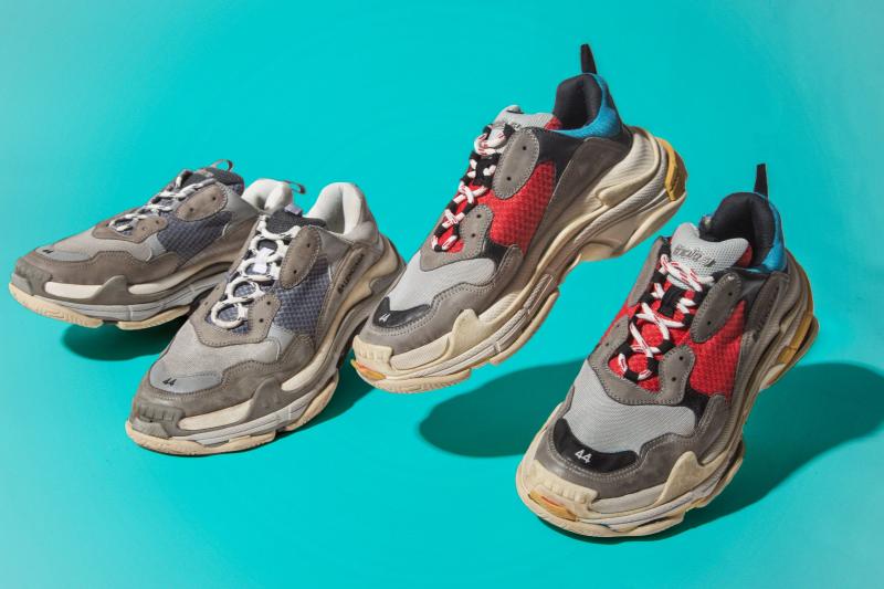 Are These The Best Shoes For Big Feet: A 15-Point Guide To Finding Extra Large Sneakers