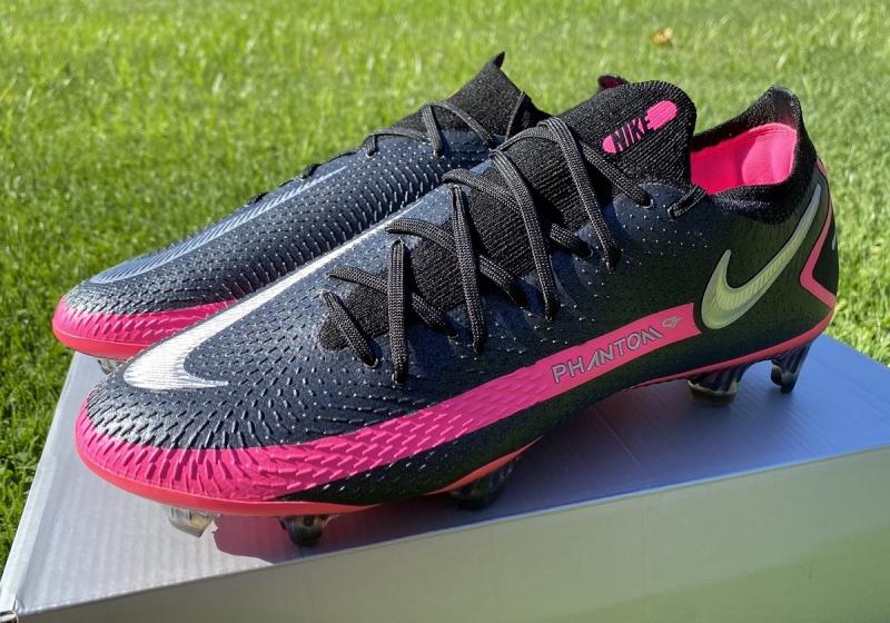 Are These the Best Soccer Cleats for Striking: Review of Nike Phantom GT 2 Pro