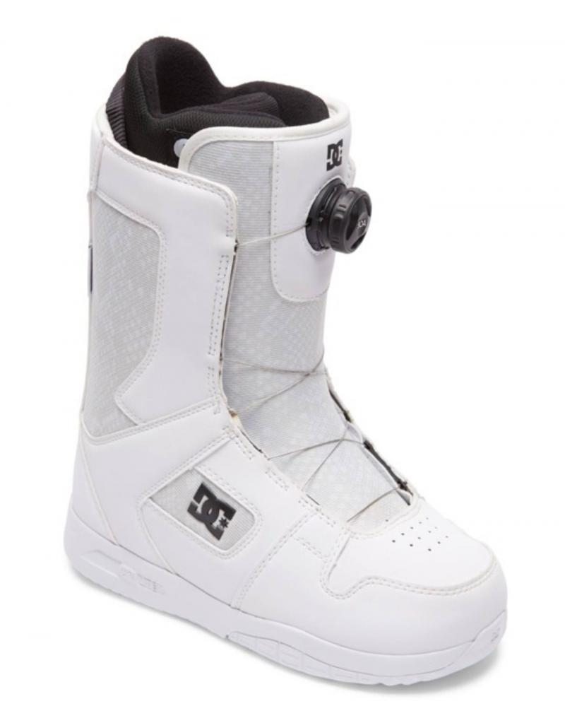 Are These the Lightest Snake Proof Boots of 2023