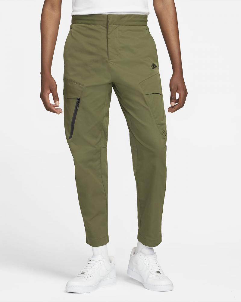 Are these the most stylish utility pants for men. Nike