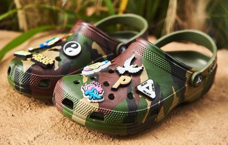 Are These The Perfect Clogs For Fall: Why Crocs Classic Camo Clogs Are An Amazing Shoe Choice This Season