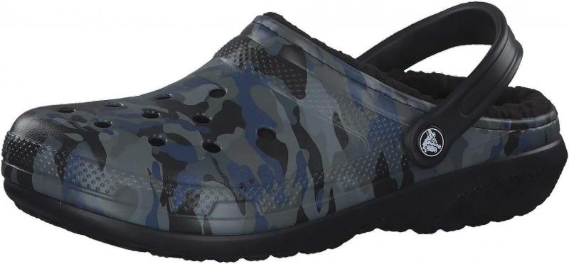 Are These The Perfect Clogs For Fall: Why Crocs Classic Camo Clogs Are An Amazing Shoe Choice This Season