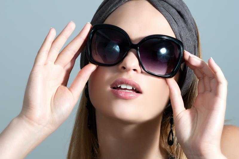 Are These Youthful Matt Black Cascades The Hottest Sunglasses of 2023. : Discover Why They
