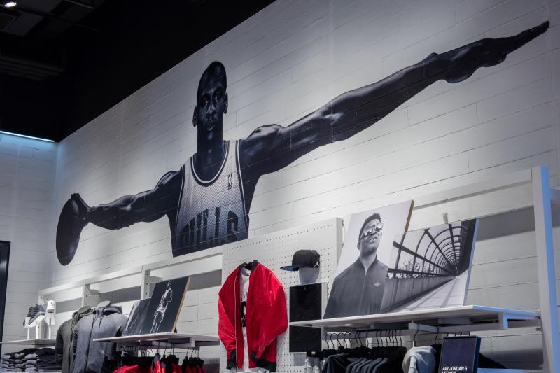 Are You Looking to Buy Ultimate Gear for Athletes: Shop the Top Athlete Unlimited Merch