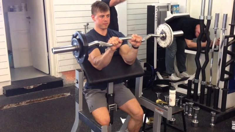 Are You Making These 5 Mistakes With a Fixed Weight Curl Bar. This is How to Curl Like a Champion Today