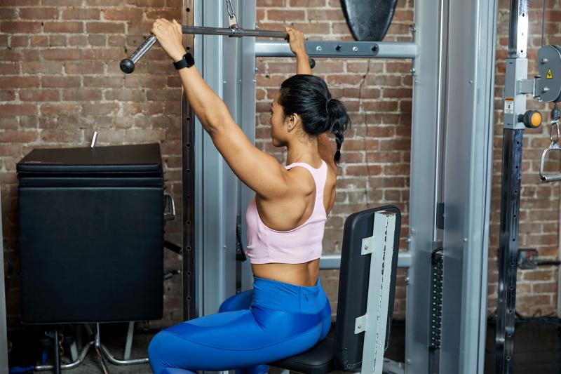 Are You Making These 5 Mistakes With a Fixed Weight Curl Bar. This is How to Curl Like a Champion Today