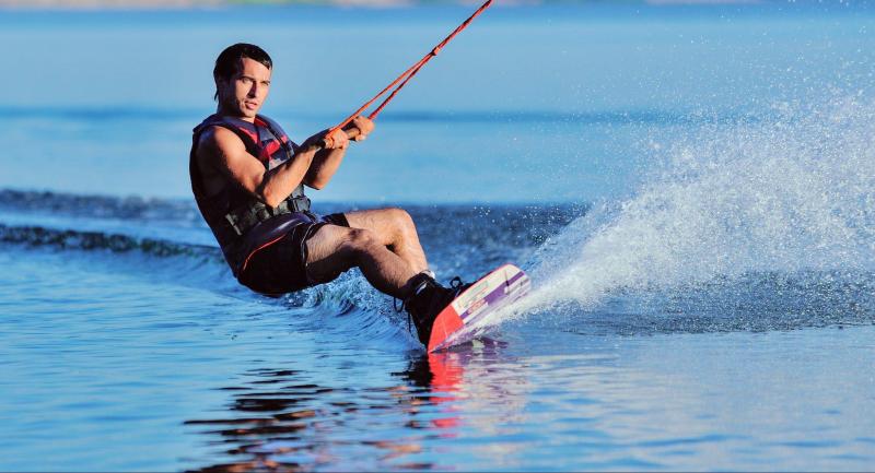 Are You Ready to Shred This Summer: The Best 140cm Wakeboards with Bindings for Big Air in 2023