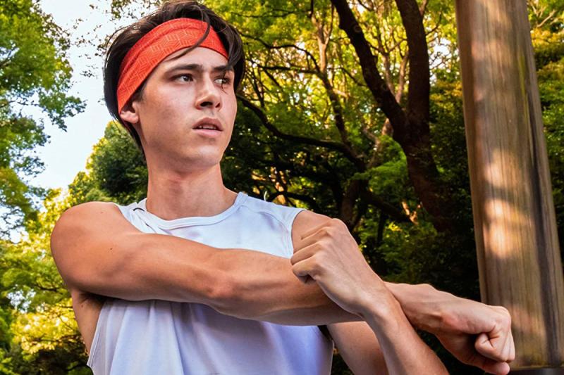 Are You Struggling to Find Headbands That Fit: Discover the 15 Best Headbands for Large Heads