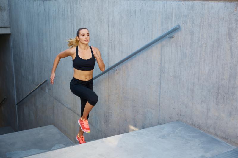 Are You Struggling to Find The Perfect Workout Clothes As A Petite Woman. Here Are 15 Must-Have Pieces For Your Gym Bag