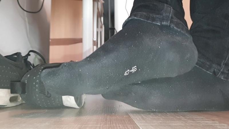 Are Your Feet Crammed in Your Lacrosse Cleats. : Discover How Mission Performance Socks Can Transform Your Game