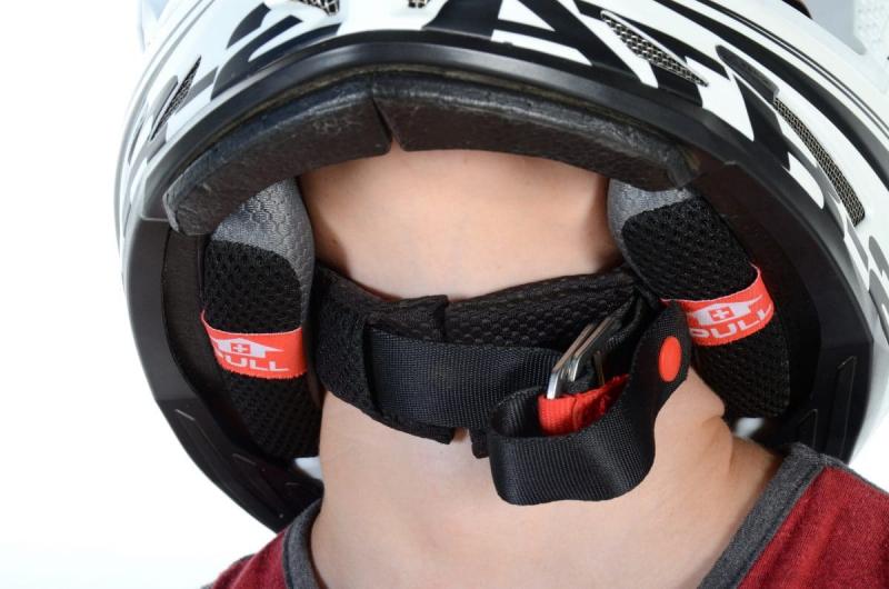 Best Cascade Chin Strap For Lacrosse: Boost Your Game With The Right Helmet Accessories