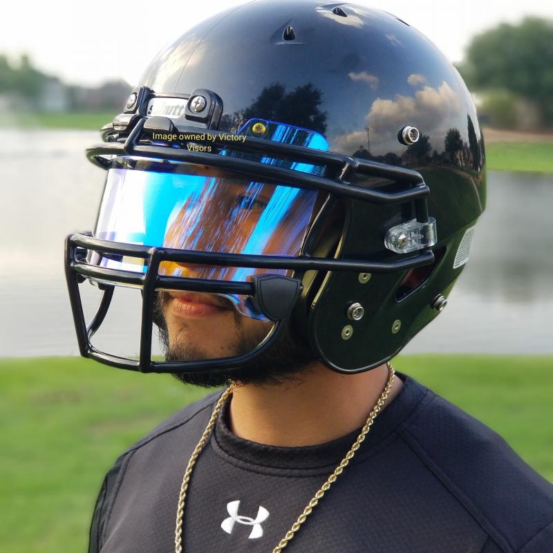 Best Clear Visors For Football in 2023: How To Pick The Right One