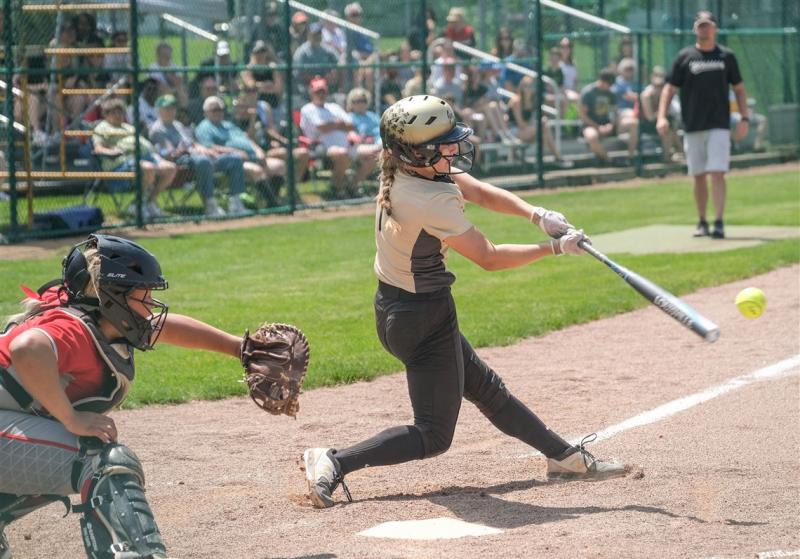 Best Colored Eye Black for Softball in 2023: 15 Striking Options to Stand Out on The Field