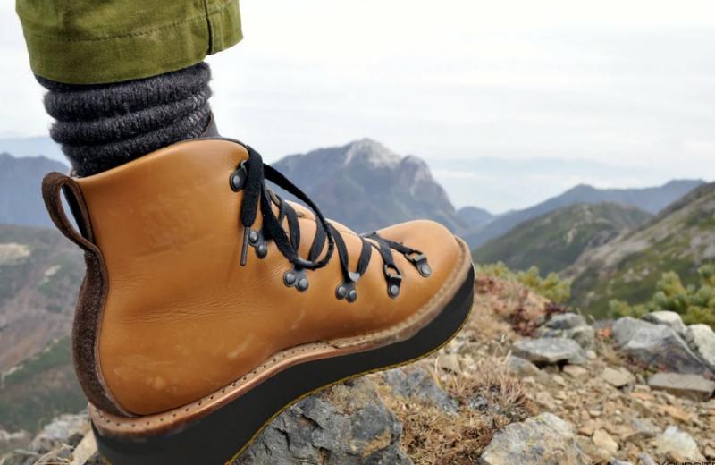 Best High Top Hiking Boots For Men This Year